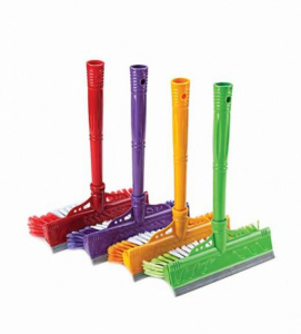 Стяжка пластикова з щіткою для вікон 22 см KCF2278